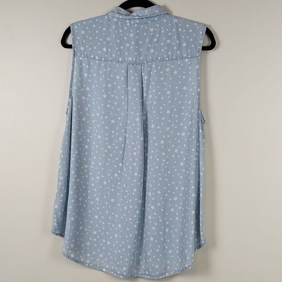 Beachlunchlounge Collection Sleeveless Lightweight Denim Button Front Blouse Top - Picture 7 of 8